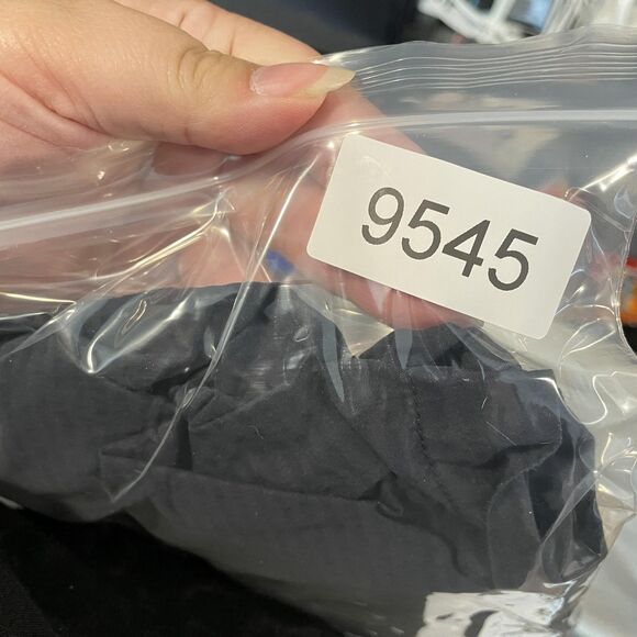 rag & bone Shorts Mens 33 Black Seersucker Chino Made in USA Button Flap Pockets - Picture 11 of 11